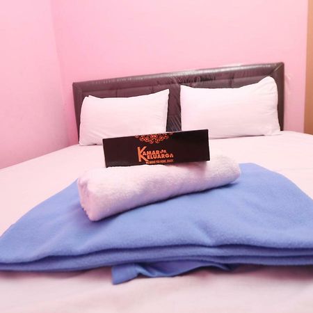 מלון ג'קרטה Kamar Keluarga Mangga Besar מראה חיצוני תמונה