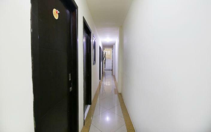 מלון ג'קרטה Kamar Keluarga Mangga Besar מראה חיצוני תמונה