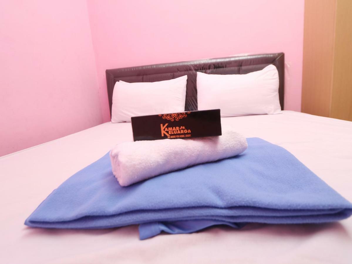מלון ג'קרטה Kamar Keluarga Mangga Besar מראה חיצוני תמונה