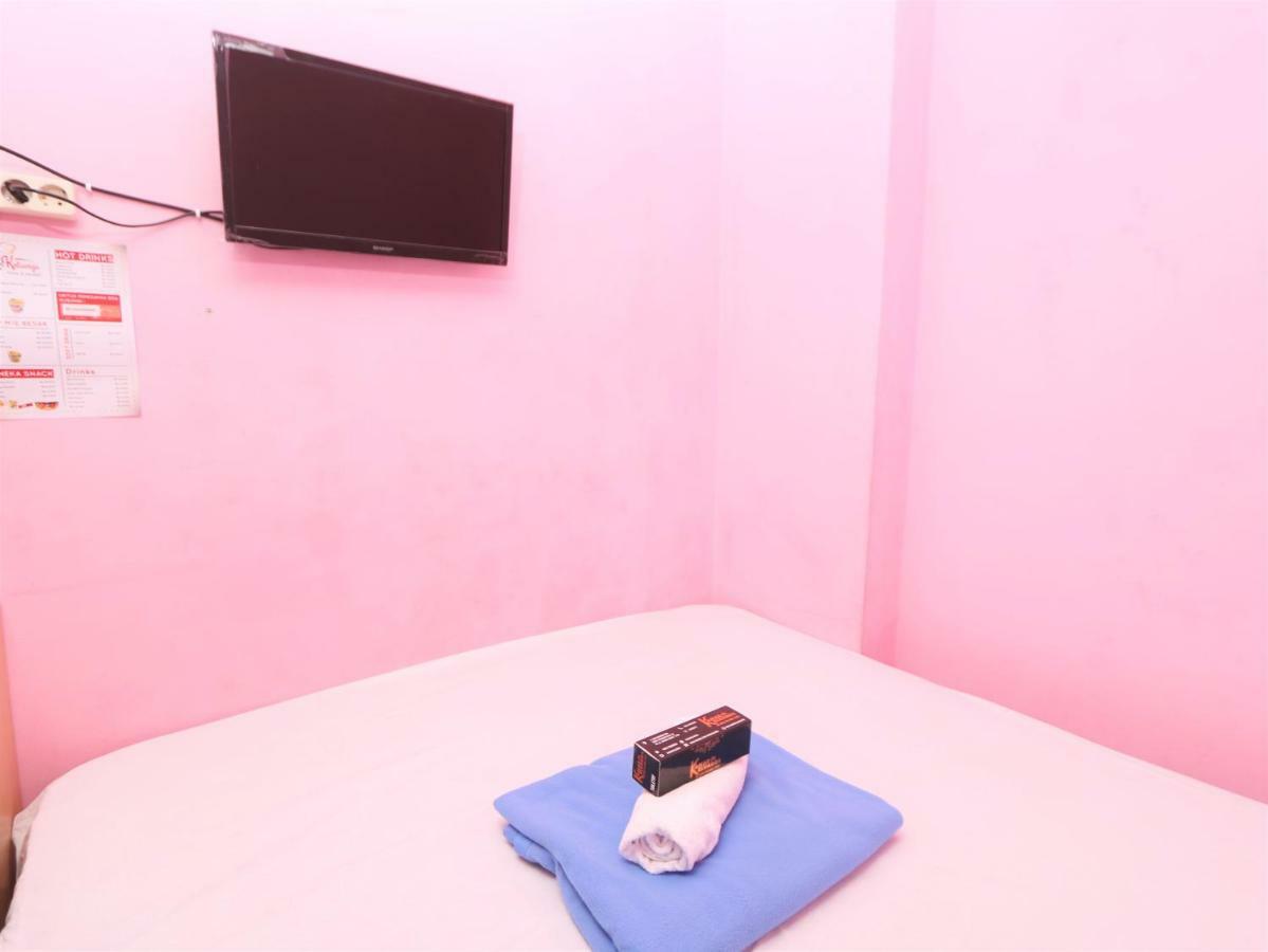 מלון ג'קרטה Kamar Keluarga Mangga Besar מראה חיצוני תמונה